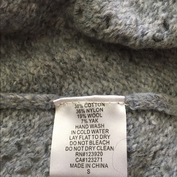 LAMade/ Equinox wrap sweater - Picture 4 of 4